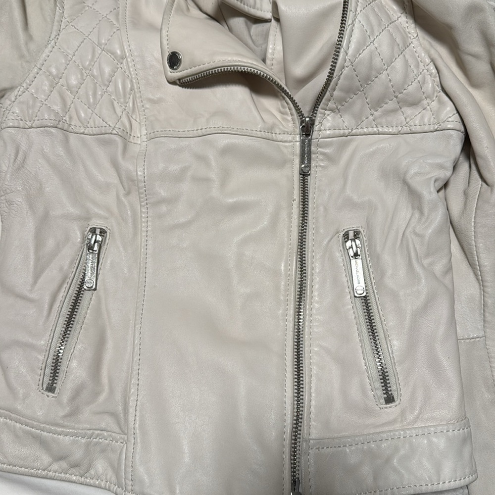 Off white leather jacket - Picture 6 of 6